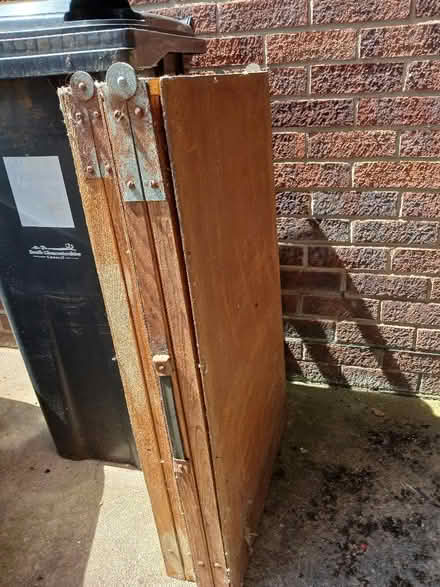 Photo of free Wallpaper Tables x 2 (Yate BS37) #1