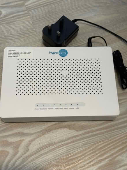 Photo of free Hyperoptic WiFi Router (ZTE) (Upton Gardens) #1