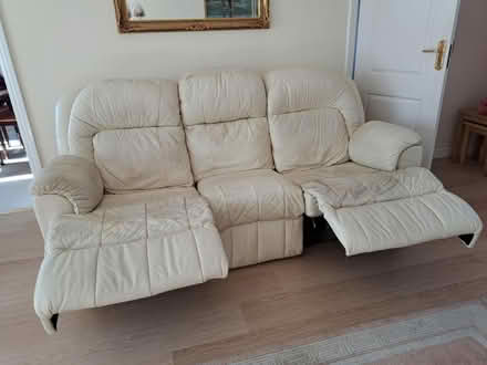 Photo of free Reclining lounge chair (LE9 Broughton Astley) #4