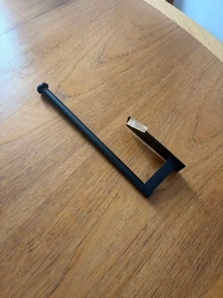 Photo of free Kitchen paper roll holder (L8) #1