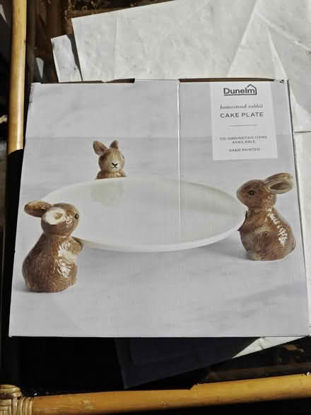 Photo of free Dunelm cake plate, needs glue (Winchmore Hill N21) #1