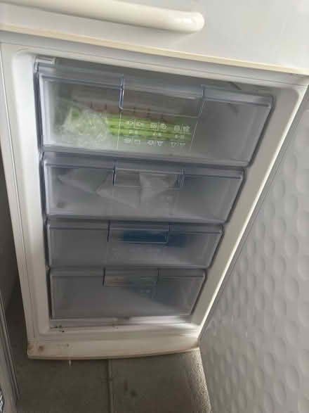 Photo of free Bosch Fridge/freezer (Pagham West Sussex PO21) #3