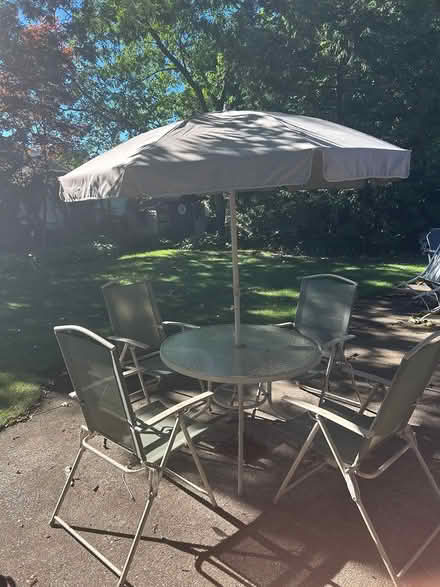Photo of free Patio set-small (Massapequa Park, NY) #2