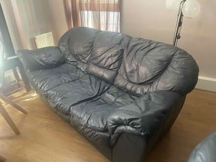 Photo of free genuine leather sofas (W8) #1