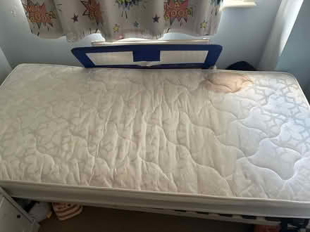 Photo of free Single mattress (Swindon . SN3) #1
