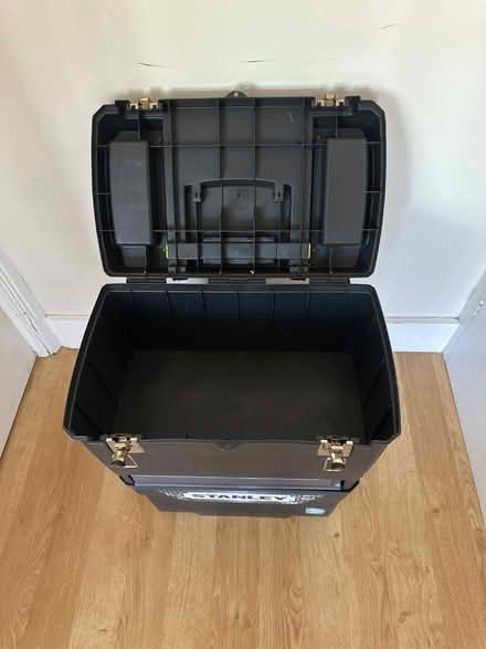 Photo of free Stanley tool box on wheels (Barnet EN5) #3