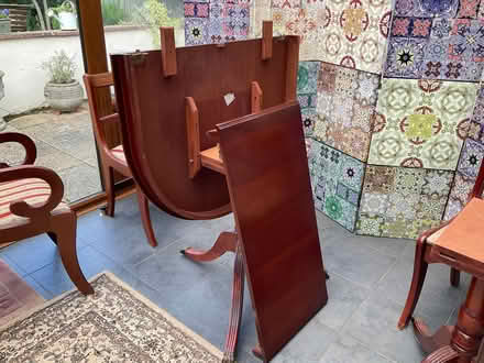 Photo of free Dining table and SIX chairs (Eythorne CT15) #2