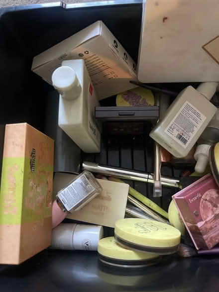 Photo of free Box of branded beauty goodies (Barnet) #2