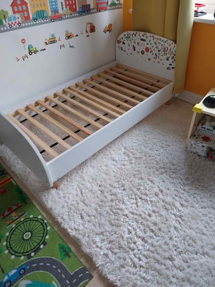 Photo of free Toddler bed (Heaton Moor SK4) #1