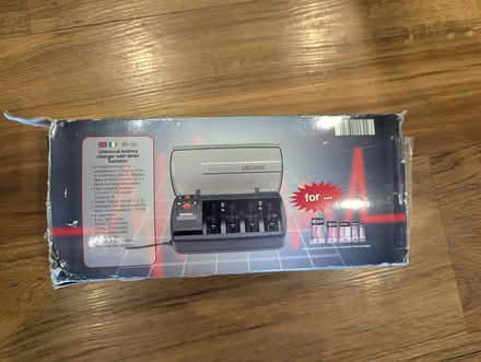 Photo of free Battery charger & batteries (Basingstoke RG21) #2