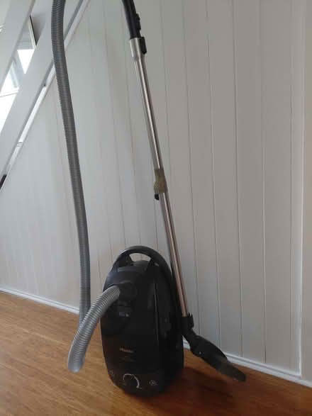 Photo of free vacuum cleaner (Beulah Hill SE19) #1