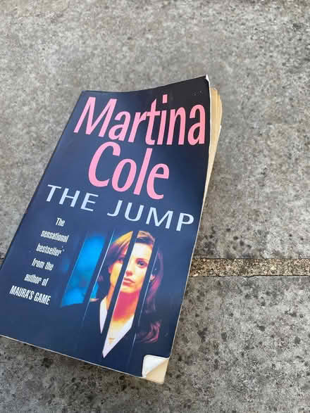 Photo of free Martina Cole Book Bundle x 6 (Horndon SS17) #2