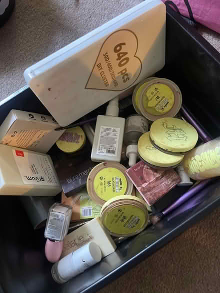 Photo of free Box of branded beauty goodies (Barnet) #1