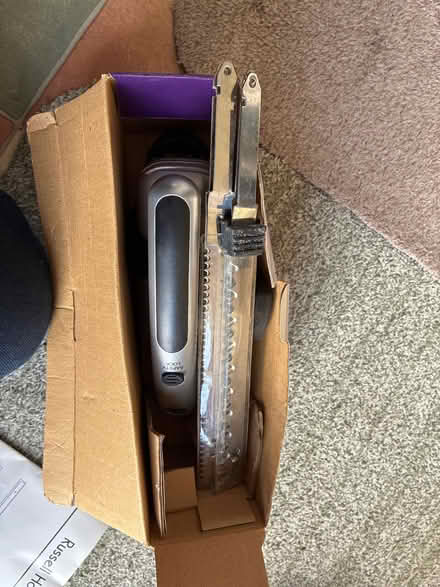 Photo of free Russell Hobbs Classic Satin Carving Knife (Crowborough Warren TN6) #3