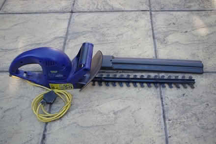 Photo of free Hedge trimmer (Iver Heath SL0) #1