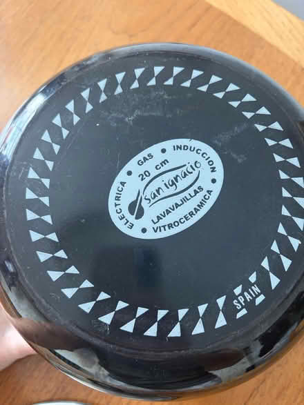 Photo of free Big pan with lid (L8) #2