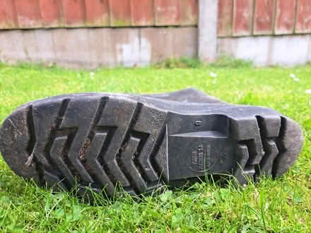 Photo of free Pair of Dunlop size 9 wellies (Heswall) #4
