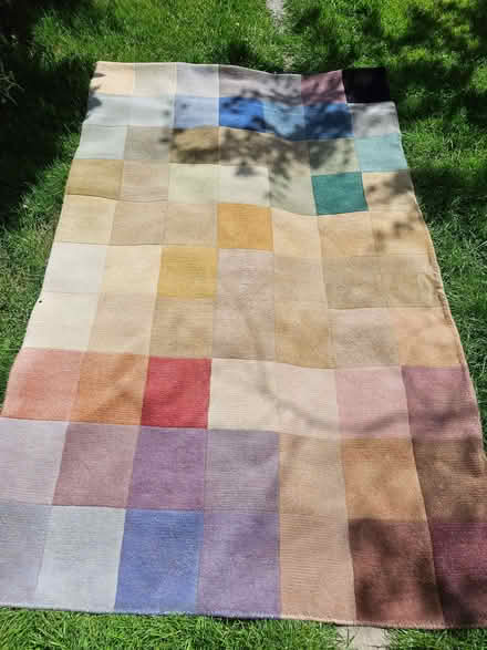 Photo of free Large wool rug (Woodford IG8) #1