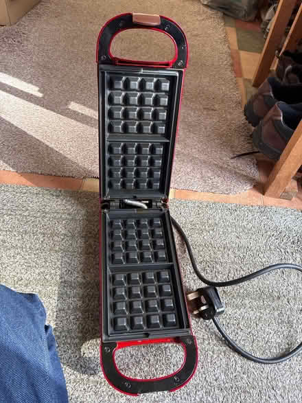 Photo of free Waffle maker (Crowborough Warren TN6) #1