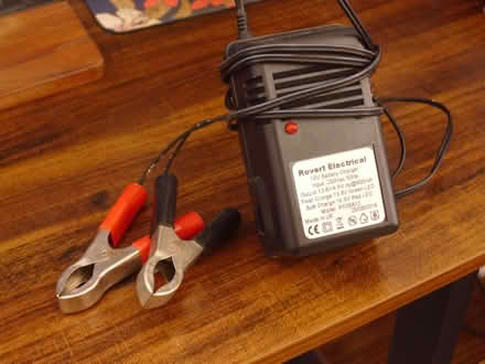 Photo of free 12v Battery Charger (Oxford OX4) #1