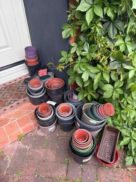 Photo of free Plastic plant pots (SL6 Boyn Hill) #1