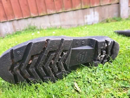Photo of free Pair of Dunlop size 9 wellies (Heswall) #3
