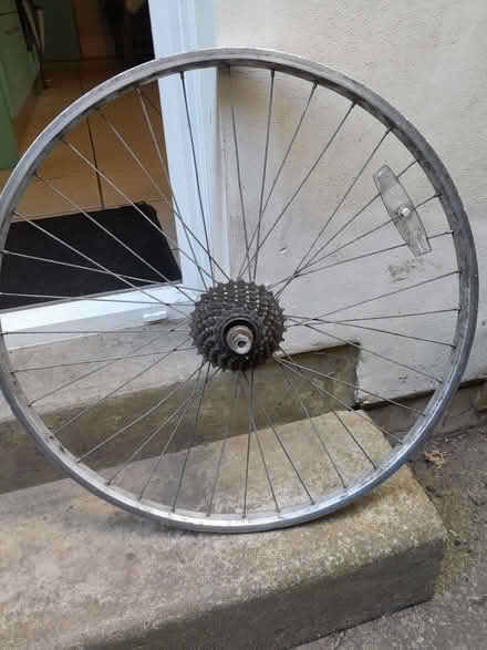 Photo of free Rear bike wheel and cassette (Moldgreen HD5) #1