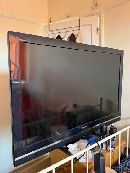 Photo of free TV (Isleworth, TW7) #3