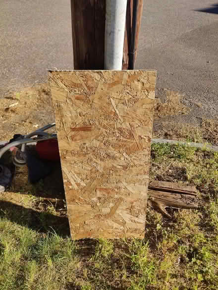 Photo of free Blower/trimmer, wood and straw (19 Birch St, Springfield MA) #3