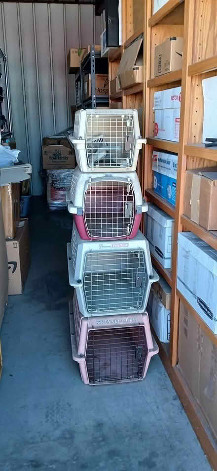 Photo of free pet carriers (in storage Rancho Cucamonga) #1