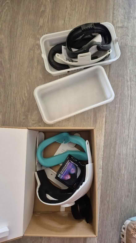 Photo of free Accessories for occulus 2 (Downham BR1) #1