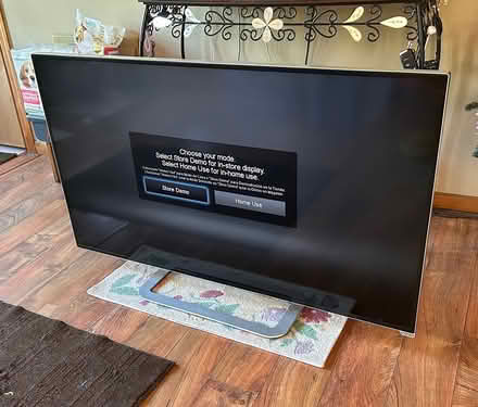 Photo of free Tv 50” 1080p (by airport) #1