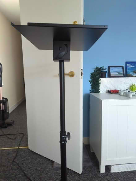 Photo of free Laptop/music stand/lecturn (Isleworth TW7) #2