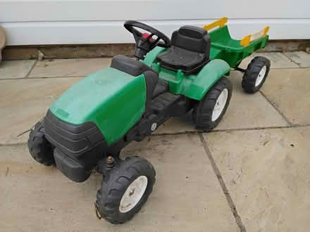 Photo of free Childs push-along tractor with trailer. (Welwyn AL6) #2