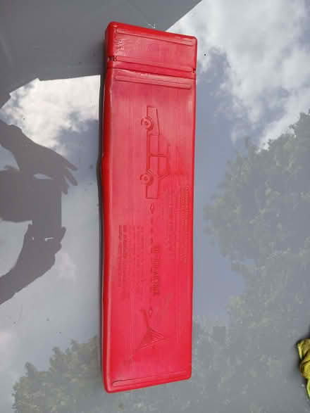 Photo of free warning triangle (Darley Abbey DE22) #1