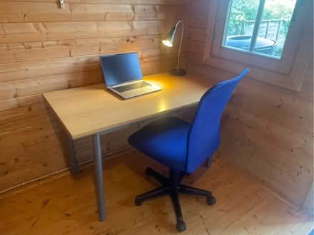 Photo of free Good quality desk (Florence Park OX4) #1
