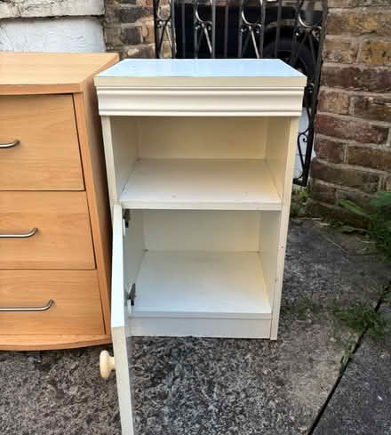 Photo of free Bedside cabinet units for upcycling (Selhurst SE25) #4