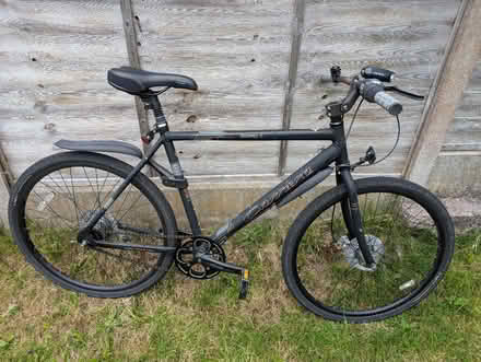 Photo of free Bike bicycle Adult hybrid Carrera 8 (Heaton Norris SK4) #1