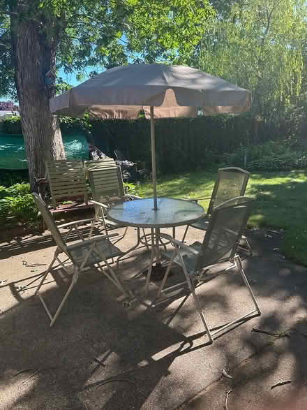 Photo of free Patio set-small (Massapequa Park, NY) #1