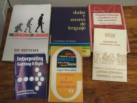 Photo of free Books and house things (Foggy Bottom) #1