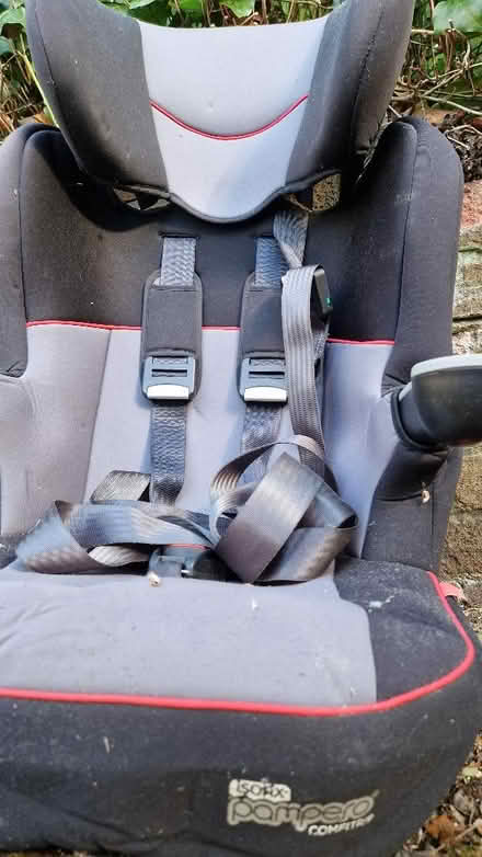 Photo of free 9-18kg car seat & car booster seat (AL1) #1