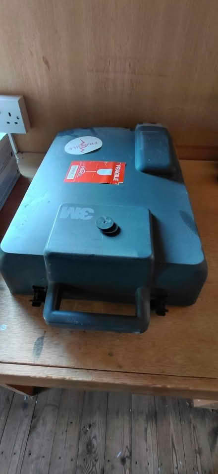 Photo of free Portable overhead projector (BR8) #2