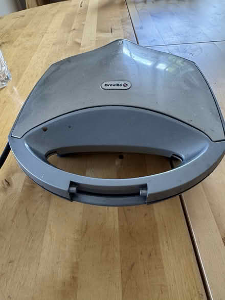 Photo of free Sandwich toaster (Highfields Caldecote) #1