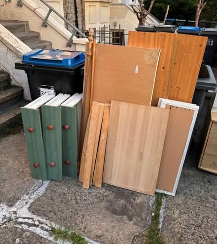 Photo of free Various bits of wood (Selhurst SE25) #1