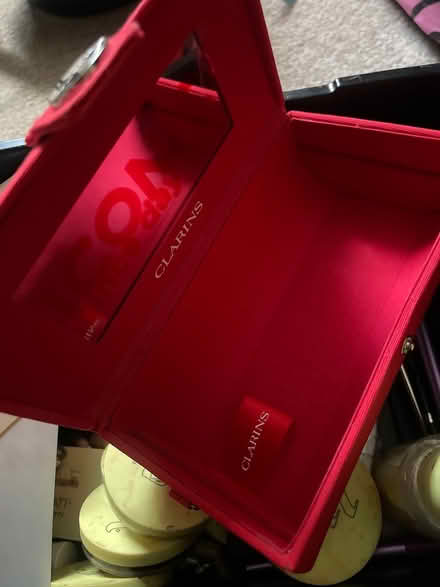 Photo of free Box of branded beauty goodies (Barnet) #4