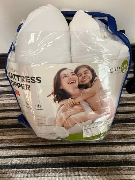 Photo of free Single bed luxury mattress topper (Fobbing SS17) #1