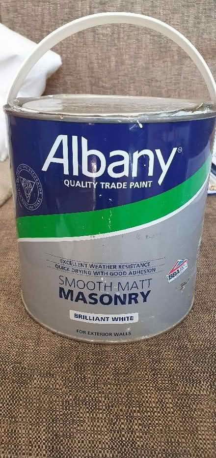 Photo of free White masonry paint (Hartington Road BN2) #1