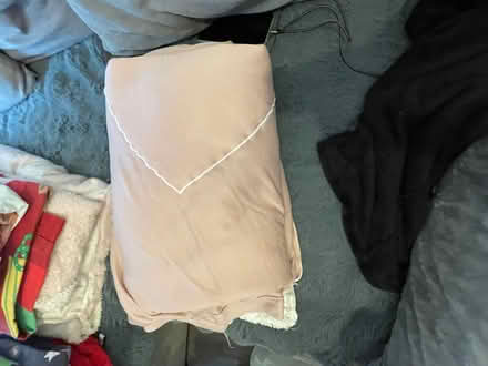 Photo of free Fluffy heart duvet set (Wandsworth SW18) #2