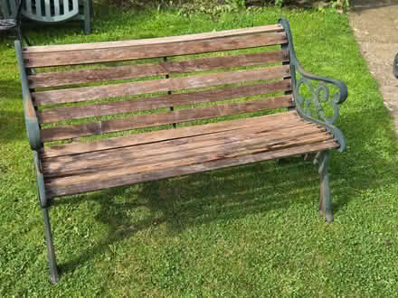 Photo of free Garden bench (Horndean PO8) #1