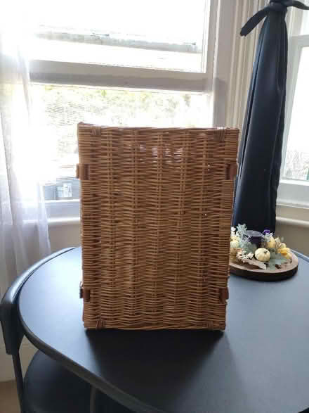 Photo of free Large hamper (Wandsworth Common SW12) #4